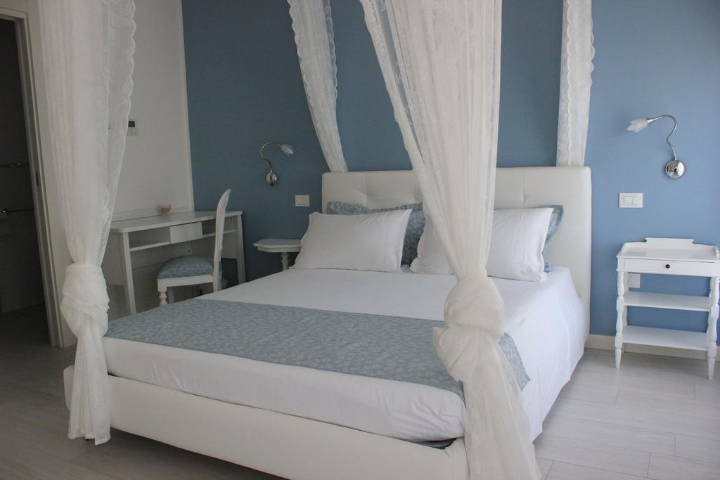 Hotel Punto 41 Peschiera del Garda Esterno foto